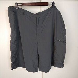 Columbia Omni Shade Comfort Waist Flat Front Nylon Outdoor Shorts Men Sz 42 Grey